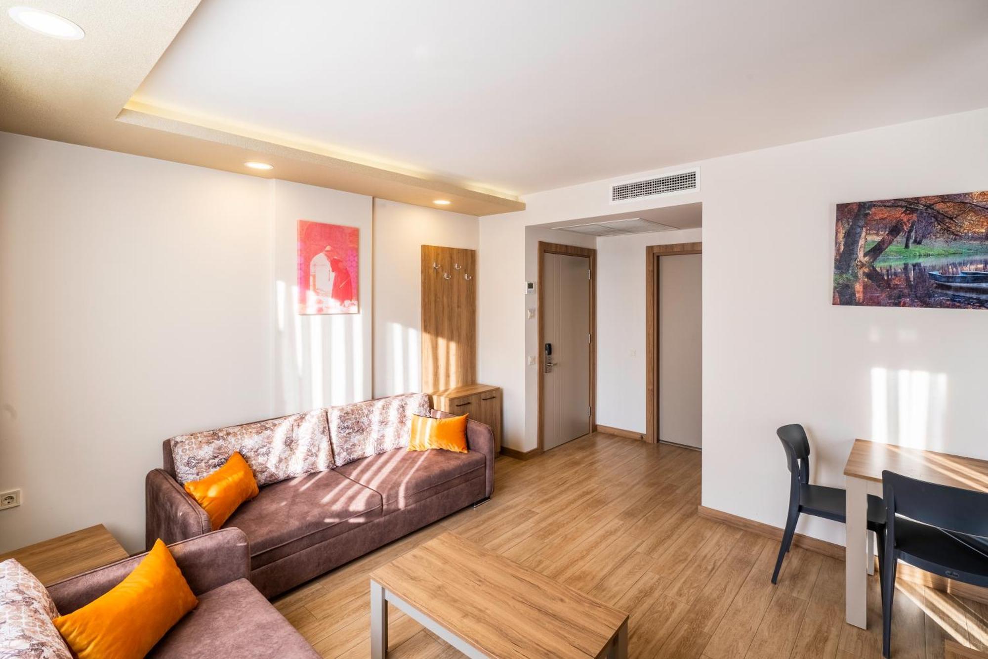 Golden World Suite Hotel Анталья Экстерьер фото